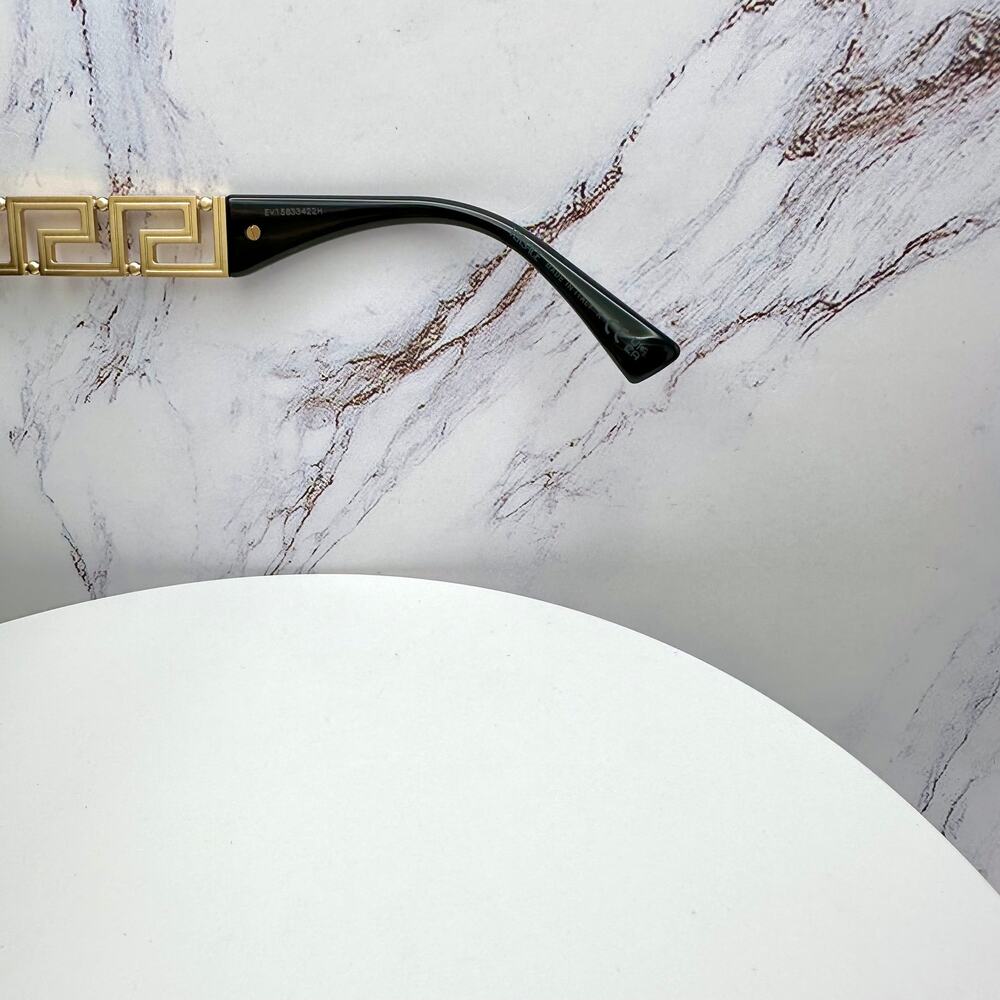 New VERSACE Sunglasses Gold Metal Greca Logo Rectangle Black Gray - Picture 6 of 16